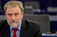 Δέκα χρόνια από το δημοψήφισμα του 2015 γράφει ο Νότης Μαριάς