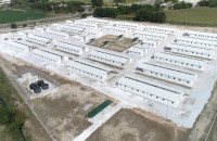 Με παρέμβαση της Δημάρχου Λαγκαδά στον Χρυσοχοΐδη αποκλείστηκε το Ζαγκλιβέρι για την κλειστή δομή