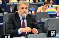 Η Οικονομία Πολέμου βγάζει τους Γάλλους στους δρόμους- Γράφει ο Νότης Μαριάς*