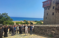 Για τα στελέχει της εκκλησιαστικής Κατασκηνώσεως «ΓΑΛΙΛΑΙΑ» Προσκύνημα στο Άγιο Όρος