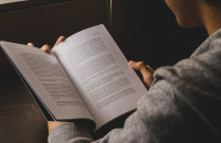 Voucher βιβλίων ΔΥΠΑ: Πότε ολοκληρώνονται οι αιτήσεις