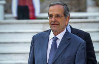 Δεν πήγε ο Σαμαράς στην παρουσίαση του βιβλίου του Στυλιανίδη - Άρχισαν οι μαζώξεις στην δεξιά πολυκατοικία