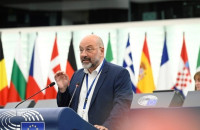 Σάκης Αρναούτογλου-Η Κυβέρνηση εγκαταλείπει την Ελληνική αλιεία και τα κυριαρχικά μας δικαιώματα στο Αιγαίο