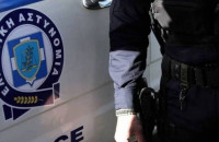 Παραδόθηκε ο δράστης της επίθεσης με κατσαβίδι σε οδηγό μηχανής στην Ιερά Οδό