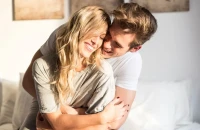 Τι είναι το «boyfriend sickness» και γιατί μπορεί να το πάθεις κι εσύ