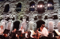 Στις Σέρρες προσλαμβάνουμε μουσικό η αρχιμουσικό;