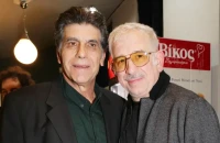 Γιάννης Μπέζος: «Δεν είμαστε άγιοι - Αν μου ζητούσε βοήθεια ο Φιλιππίδης, θα την έδινα»