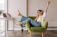 5 τρόποι να βρούμε την ευτυχία μετά τα 50, σύμφωνα με μια ψυχολόγο