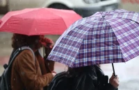 Καιρός αύριο: Τοπικές βροχές και καταιγίδες – Στους 26 βαθμούς η θερμοκρασία