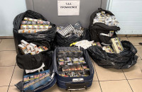 Συνελήφθησαν 3 άτομα στις Σέρρες με 1.211 πακέτα τσιγάρα