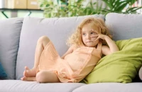 Γονείς: Πόσο να μας ανησυχήσει το παιδί που «βαριέται»; Ο ειδικός απαντά