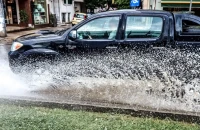 Καιρός: «Πυρήνας ισχυρότατων καταιγίδων προσεγγίζει τη χώρα μας» – Οι περιοχές που θα πέσει πολύ νερό τις επόμενες ώρες