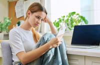 Η μοναξιά ωθεί τους «νυχτερινούς» τύπους σε αυτόν τον εθισμό