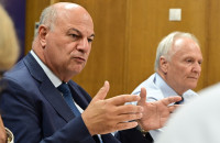 Το κλίμα για τον κ. Τσιάρα είναι βαρύ - Χρεώνεται ΟΠΕΚΕΠΕ και την ευλογιά των αιγοπροβάτων