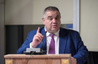 Βασίλης Σπανάκης- Με τελεσίγραφα δεν λύνονται τα προβλήματα