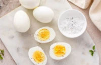 Τι κερδίζουν όσοι τρώνε βραστά αυγά κάθε μέρα – Τι ισχύει για όσους έχουν υψηλή χοληστερόλη