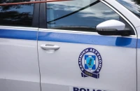 Αιγάλεω: Άγριο ξύλο σε προαύλιο του σχολείου – 16χρονη κατέληξε στο νοσοκομείο με κολάρο στον αυχένα