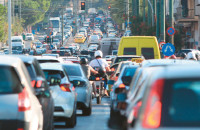 187.301 νέα ειδοποιητήρια για ανασφάλιστα οχήματα και απλήρωτα τέλη