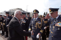 Κατάθεση στεφάνου από τον ΠτΒ για την Ημέρα των Ενόπλων Δυνάμεων