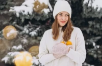 Το χειμωνιάτικο φρούτο που ρίχνει τη χοληστερόλη και προστατεύει από τη γρίπη