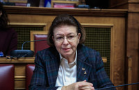 Λίνα Μενδώνη Η κυβέρνηση Μητσοτάκη εργάζεται για την επανένωση των Γλυπτών του Παρθενώνα