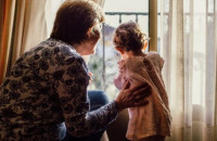 56 εκ. ευρώ μέσω ΕΣΠΑ για την καθολική υλοποίηση της δράσης «Νταντάδες της γειτονιάς»