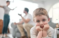 Γονείς: Φέρτε τον μικρό «αντάρτη» στα νερά σας – Μην τον αντιμετωπίζετε σαν εχθρό