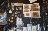 Σύλληψη ημεδαπού για κατοχή αρχαίων αντικειμένων και θρησκευτικών εικόνων με εντολή Europol