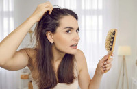 Τριχόπτωση τέλος – Καινοτόμος ορός αναγεννά την τρίχα σε 20 μέρες