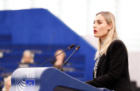 Παρέμβαση της Ελεονώρας Μελέτη για την «σύγχρονη δολοφονία χαρακτήρα» στο διαδίκτυο