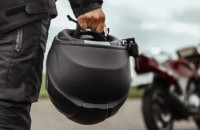 Συνεχίζονται οι έλεγχοι στην Κεντρική Μακεδονία για τη χρήση προστατευτικού κράνους