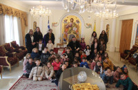 Στον Μητροπολίτη Σερρών: Χριστουγεννιάτικα κάλαντα τραγούδησαν μαθητές και μαθήτριες