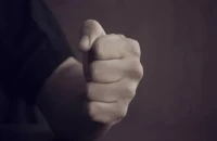 Σταύρος Τσιάπος: Και αφού πέρασε ο χρόνος…17 χρόνος πέθανε από ξυλοδαρμό νταήδων