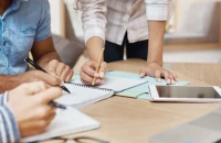 Ποιοι εργαζόμενοι θα πάρουν αύξηση τον Απρίλιο - Κατώτατος μισθός και Συλλογικές Συμβάσεις