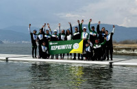 Σέρρες - Στο βάθρο οι αθλητές κωπηλασίας από τον "Κερκινίτις" στο Μαυροχώρι Καστοριάς