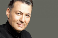 Ανησυχία για την υγεία του Νίκου Μακρόπουλου - Κλειστό το νυχτερινό κέντρο που εμφανίζεται