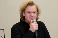 Πέτρος Γαϊτάνος: Η Eurovision δεν κάνει καλό στους νέους, στηρίζει τις κακίες και όχι τις αρετές