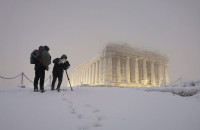 Χιονισμένη Ακρόπολη: Η συγκλονιστική φωτό του Ιδρύματος Ωνάση -Η πιο ωραία εικόνα από την Αθήνα στα λευκά