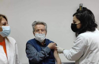 Κορωνοϊός: Ξεκίνησε ο εμβολιασμός για τους άνω των 85 ετών – Η ανάρτηση του υπουργείου Υγείας
