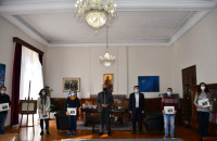 Θεόδωρος Καράογλου: Φωτεινά παραδείγματα προσφοράς οι εθελοντές νοσηλευτές