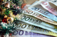 Δώρο Χριστουγέννων: Πότε και πώς θα γίνει η πληρωμή για όσους είναι σε αναστολή