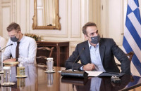 Μητσοτάκης: Δωρεάν για όλους το εμβόλιο για τον κορωνοϊό – 25 εκατομμύρια δόσεις στην Ελλάδα στις αρχές του 2021