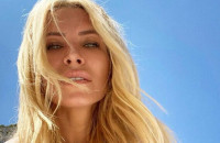 Κατερίνα Καινούργιου: «Υπέροχε Σπύρο Μπιμπίλα, χωρίς να με ξέρεις ήρθες και με αγκάλιασες όταν έκλαιγα»