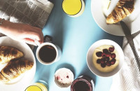 Μάθετε ποιες είναι οι τροφές που πρέπει να αποφεύγετε το πρωί εάν θέλετε να χάσετε κιλά