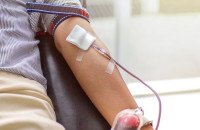 Πάτρα – Καταγγελία: Αντιεμβολιαστές αρνούνται να λάβουν αίμα από εμβολιασμένους