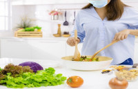 Αυτές είναι οι τροφές ασπίδα κατά της covid-19