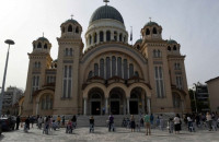 Μητροπολίτης Σερρών και Νιγρίτης Θεολόγος: Η Εκκλησία εμπιστεύεται τους ιατρούς