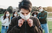 Κορωνοϊός: Πάνω από 6.000 κρούσματα για πέμπτη μέρα -Σε ποιες περιοχές αυξήθηκαν έως και 460%