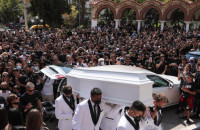 Θλίψη στο τελευταίο αντίο στον Mad Clip – Συγκλονιστικές στιγμές στην κηδεία του τράπερ