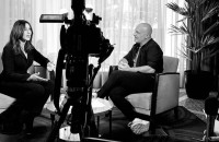 Στις «κολλητούλες» του Μουτσινά η… Monica Bellucci – Δεν το πιστεύει ο Μούτσι